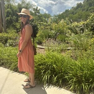 Meet your Posher, Crystal